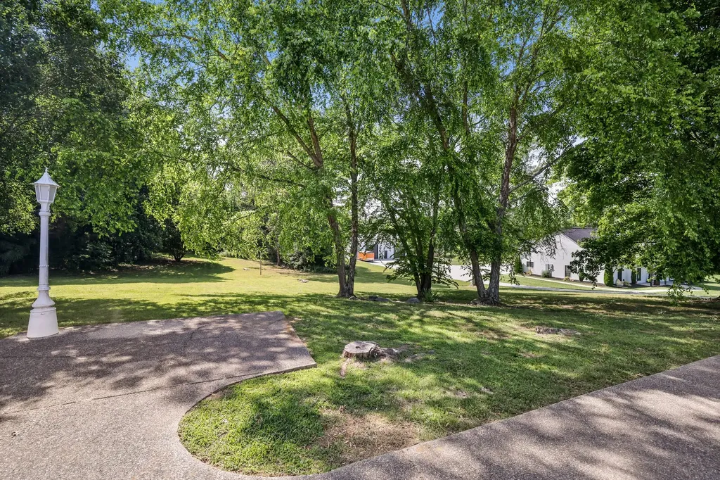 1138 Shahan Road Pleasant View TN 37146