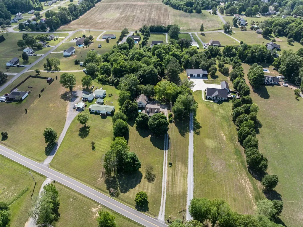 1138 Shahan Road Pleasant View TN 37146