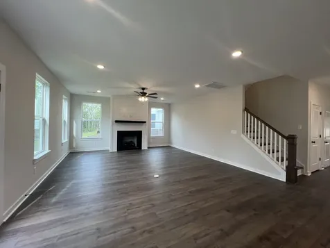 4154 Dream Beetle Loop Rockvale TN 37153