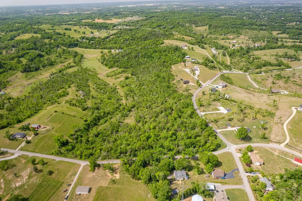 1 Old Highway 99 Columbia TN 38401