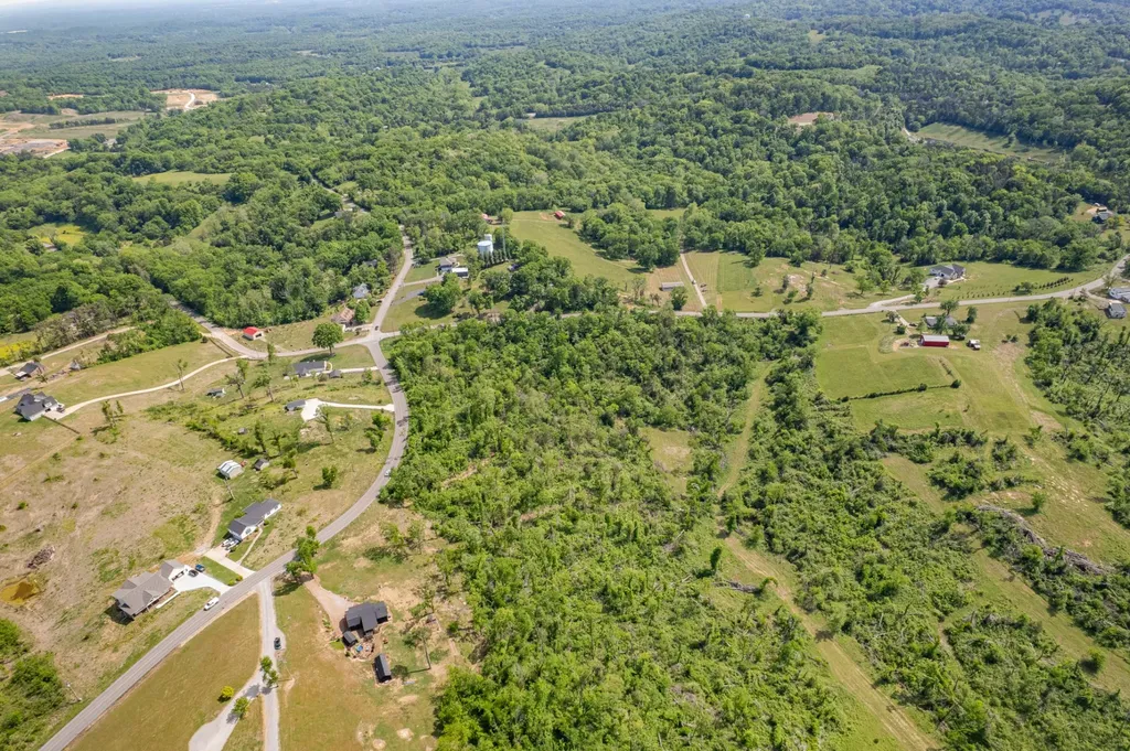 1 Old Highway 99 Columbia TN 38401