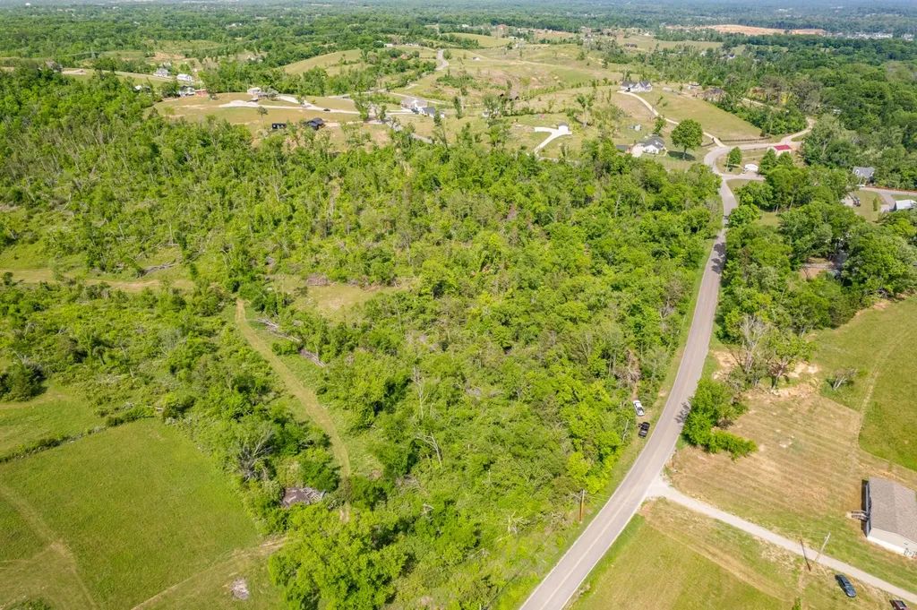 1 Old Highway 99 Columbia TN 38401
