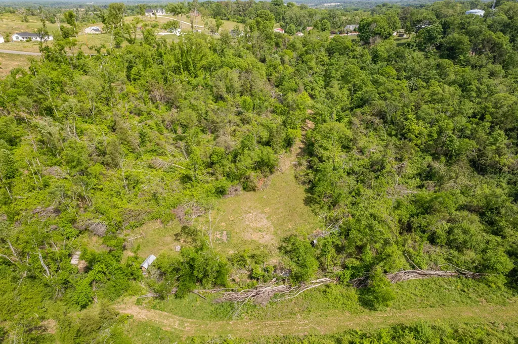 1 Old Highway 99 Columbia TN 38401