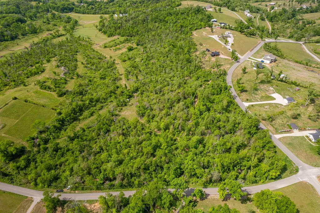 1 Old Highway 99 Columbia TN 38401