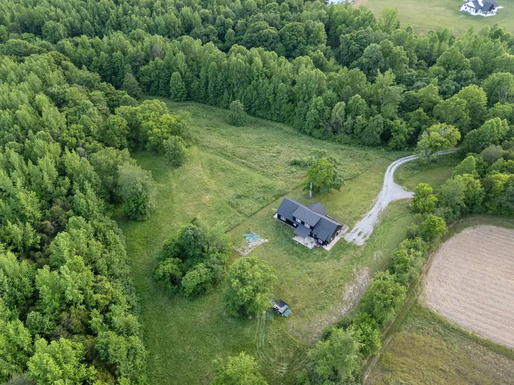 1027 Lockridge Lane Ashland City TN 37015