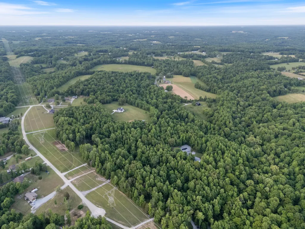 1027 Lockridge Lane Ashland City TN 37015
