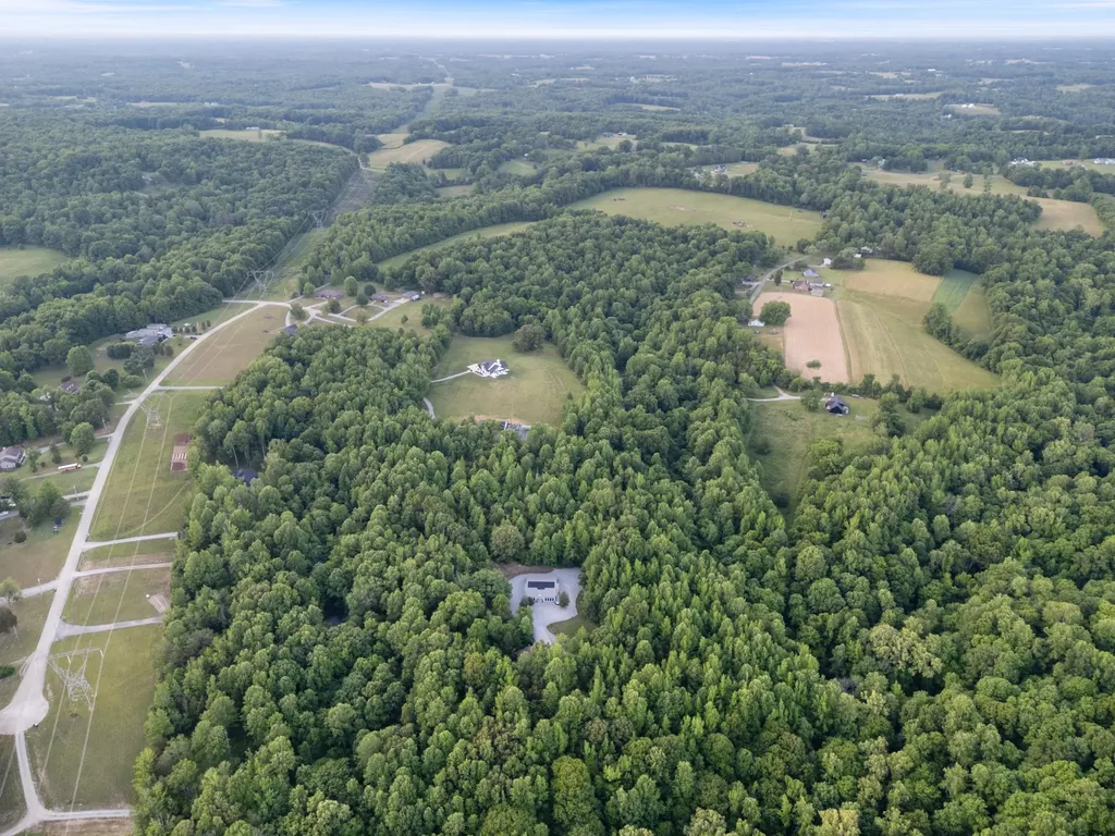 1027 Lockridge Lane Ashland City TN 37015