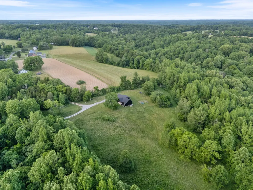 1027 Lockridge Lane Ashland City TN 37015