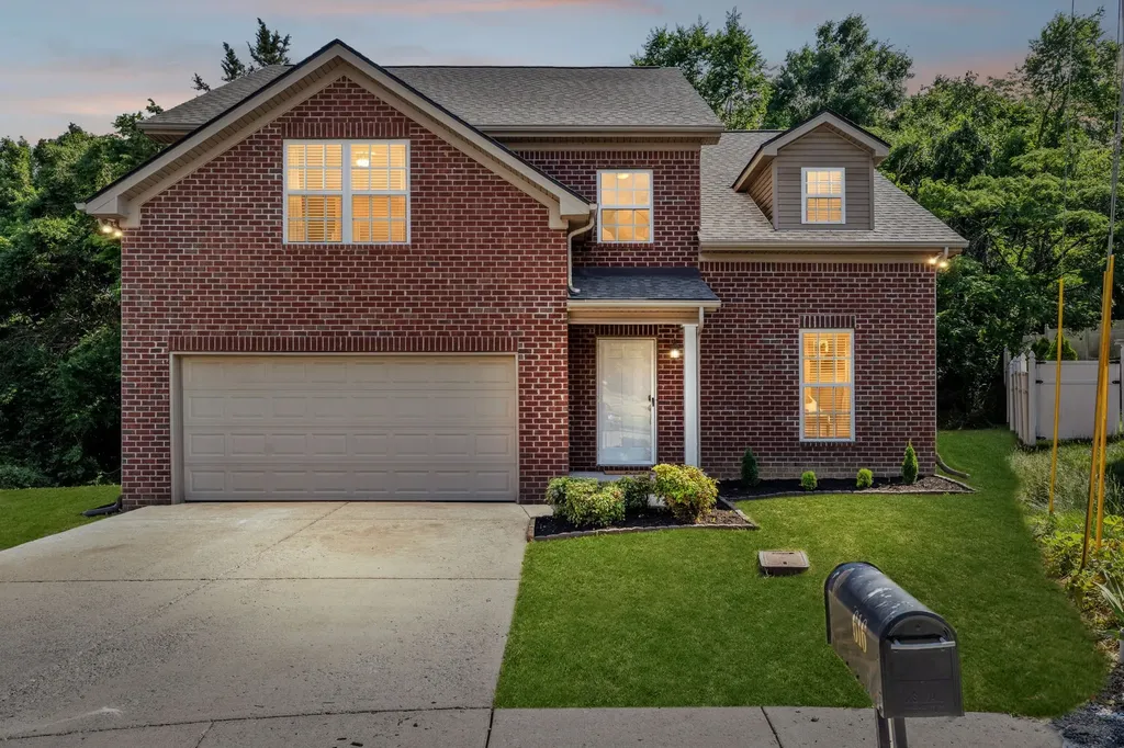 616 Twin Oaks Court Nashville TN 37211