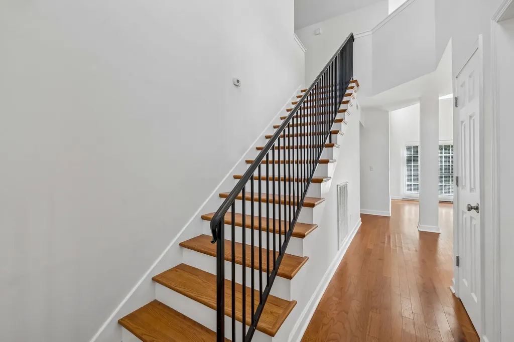 616 Twin Oaks Court Nashville TN 37211