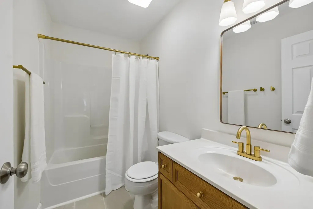 616 Twin Oaks Court Nashville TN 37211