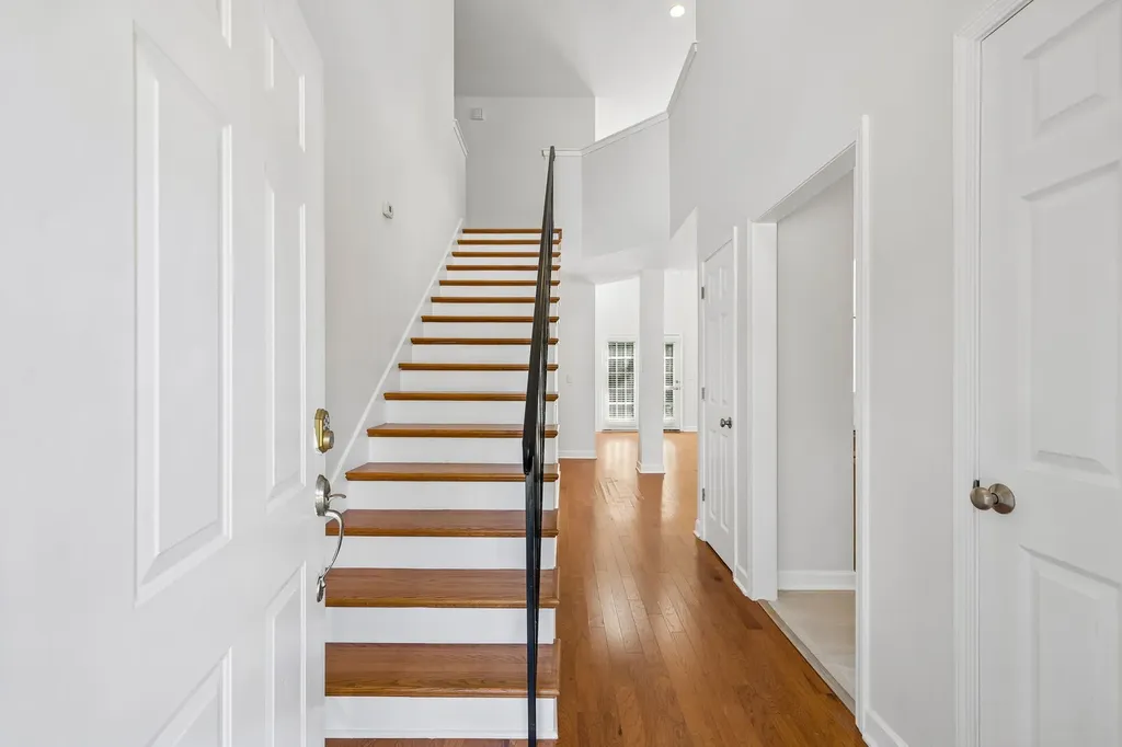 616 Twin Oaks Court Nashville TN 37211