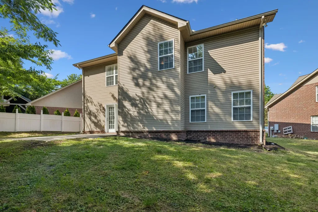 616 Twin Oaks Court Nashville TN 37211