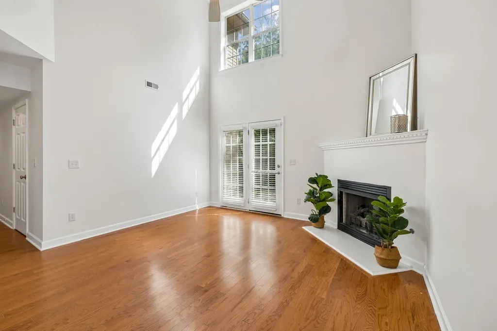 616 Twin Oaks Court Nashville TN 37211