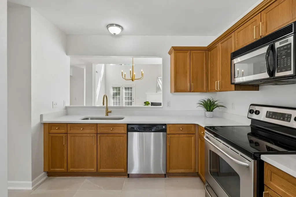 616 Twin Oaks Court Nashville TN 37211