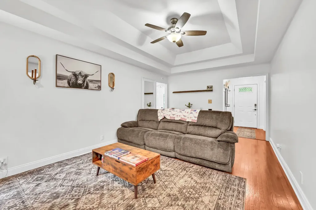 1738 Broadripple Drive Clarksville TN 37042