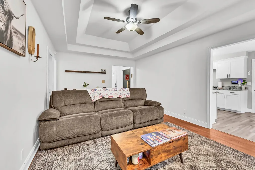 1738 Broadripple Drive Clarksville TN 37042