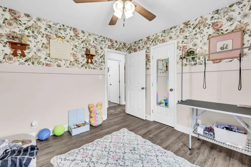 1738 Broadripple Drive Clarksville TN 37042