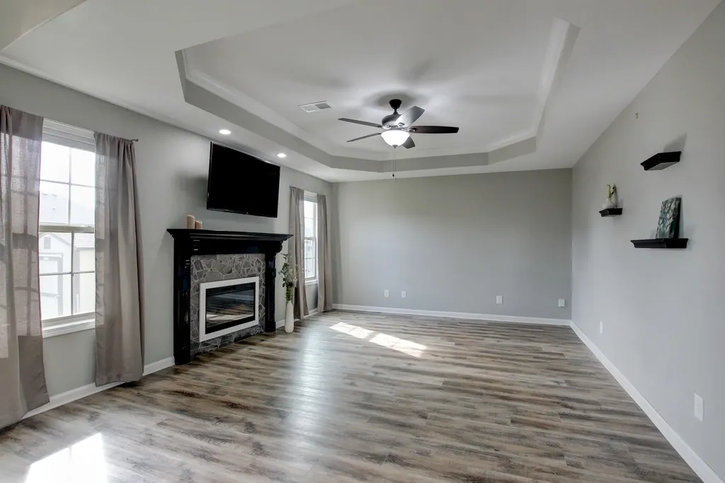 1028 Spicer Drive Clarksville TN 37042