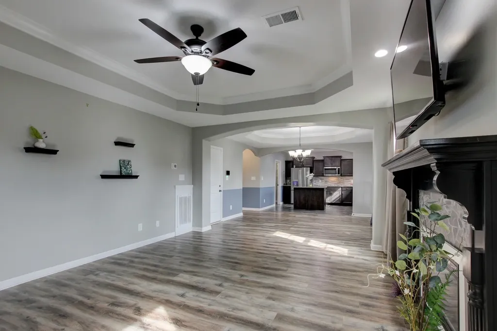 1028 Spicer Drive Clarksville TN 37042