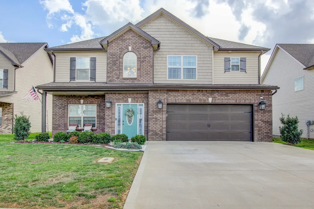 1028 Spicer Drive Clarksville TN 37042