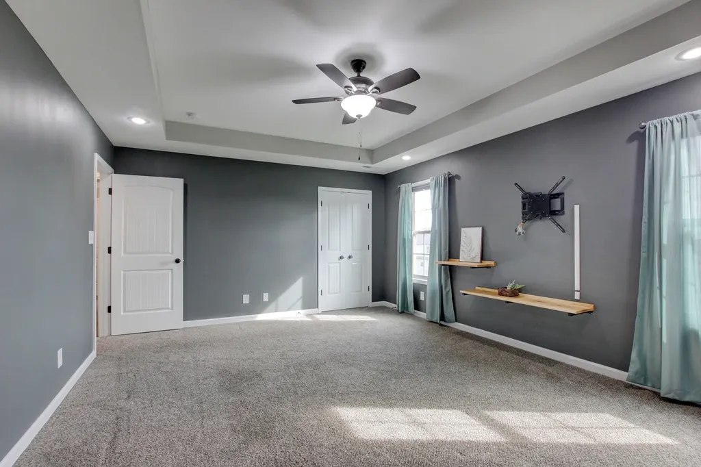 1028 Spicer Drive Clarksville TN 37042