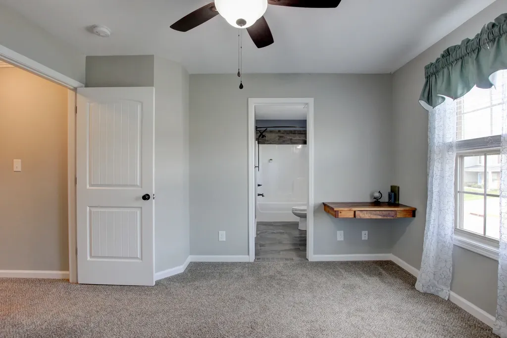 1028 Spicer Drive Clarksville TN 37042