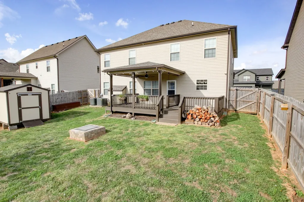 1028 Spicer Drive Clarksville TN 37042