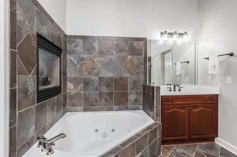 1012 Grider Drive Gallatin TN 37066