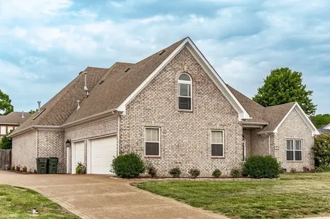 1012 Grider Drive Gallatin TN 37066