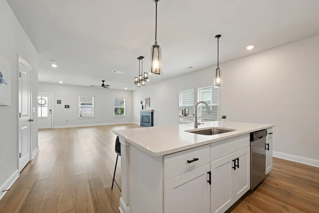 1337 Carriage Park Drive Hermitage TN 37076