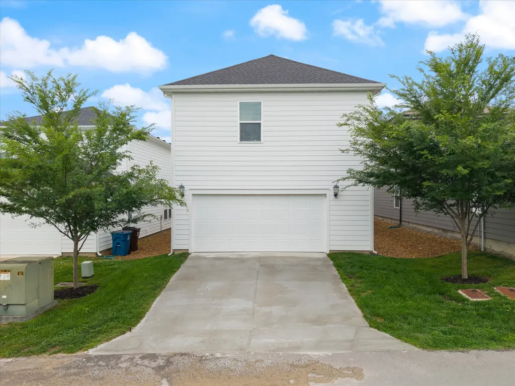 1337 Carriage Park Drive Hermitage TN 37076