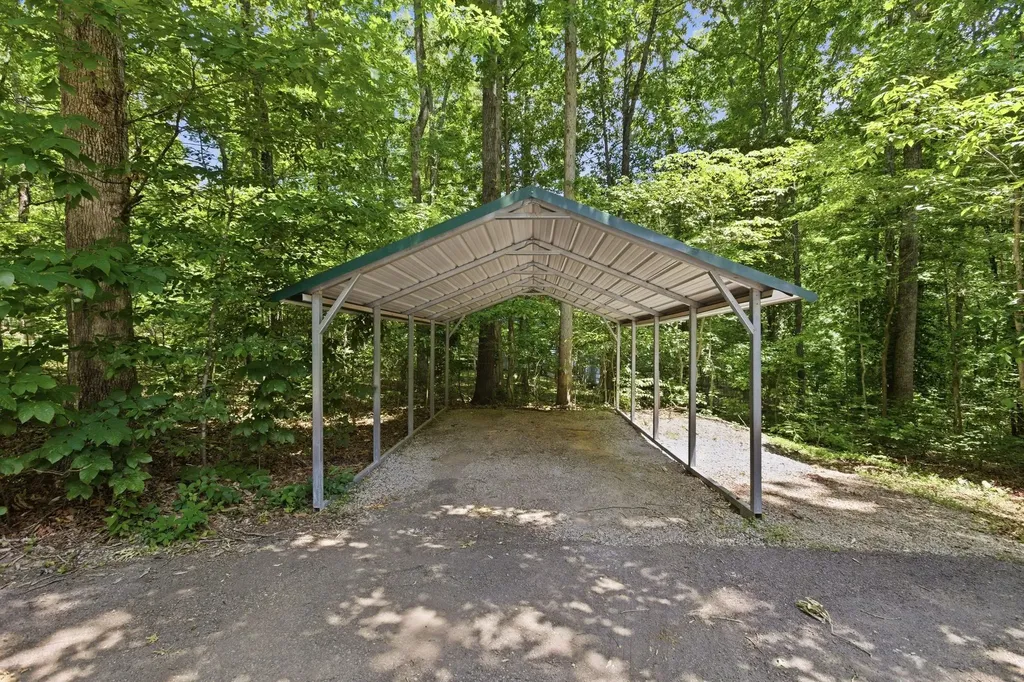 1055 Lonesome Pine Road Kingston Springs TN 37082