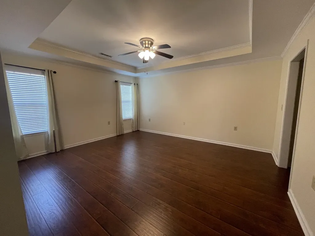 1301 Crofton Park Court Columbia TN 38401