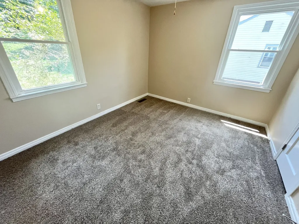 24 Maple Street Clarksville TN 37042