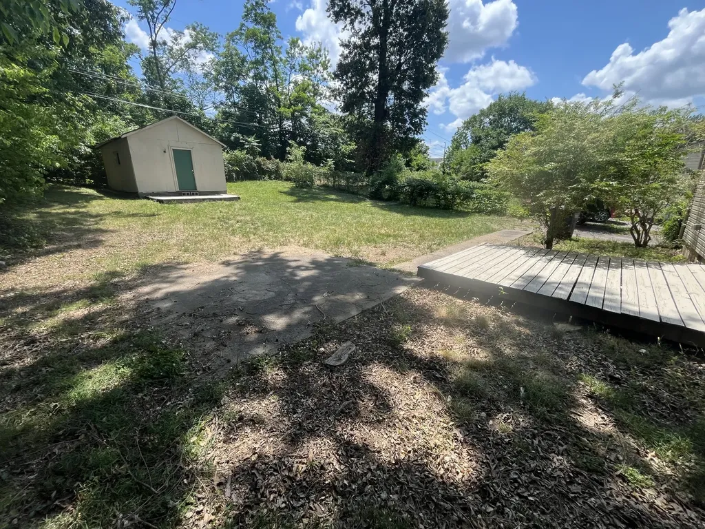 24 Maple Street Clarksville TN 37042