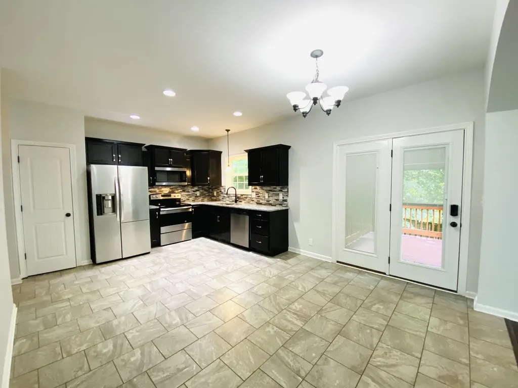 1194 Eagles Bluff Drive Clarksville TN 37040