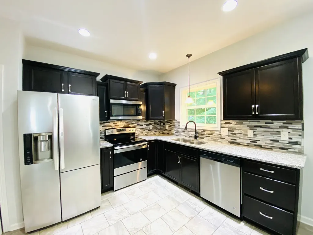 1194 Eagles Bluff Drive Clarksville TN 37040
