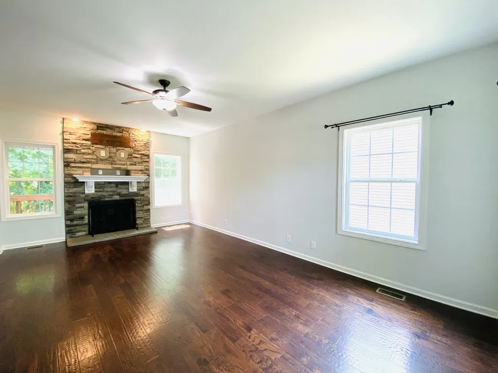 1194 Eagles Bluff Drive Clarksville TN 37040