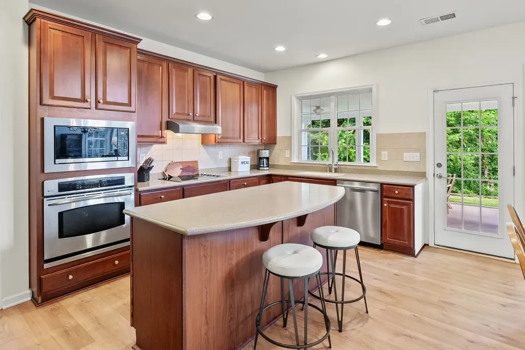 2074 Delaware Drive Nolensville TN 37135