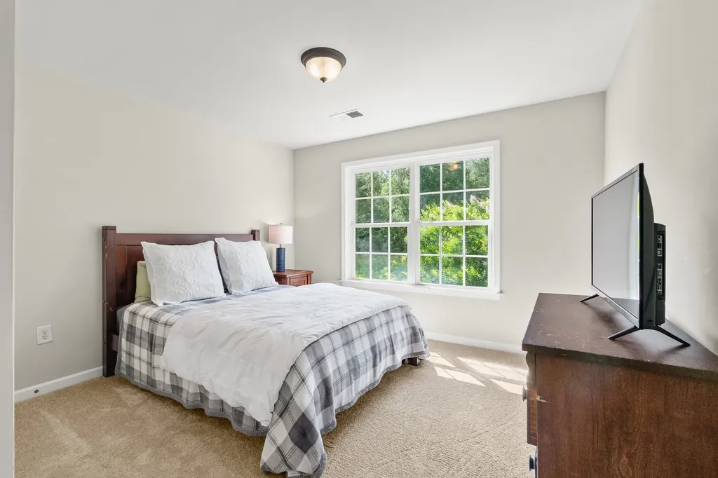 2074 Delaware Drive Nolensville TN 37135