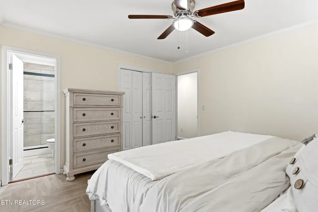 300 Lindner Lane Lenoir City TN 37772
