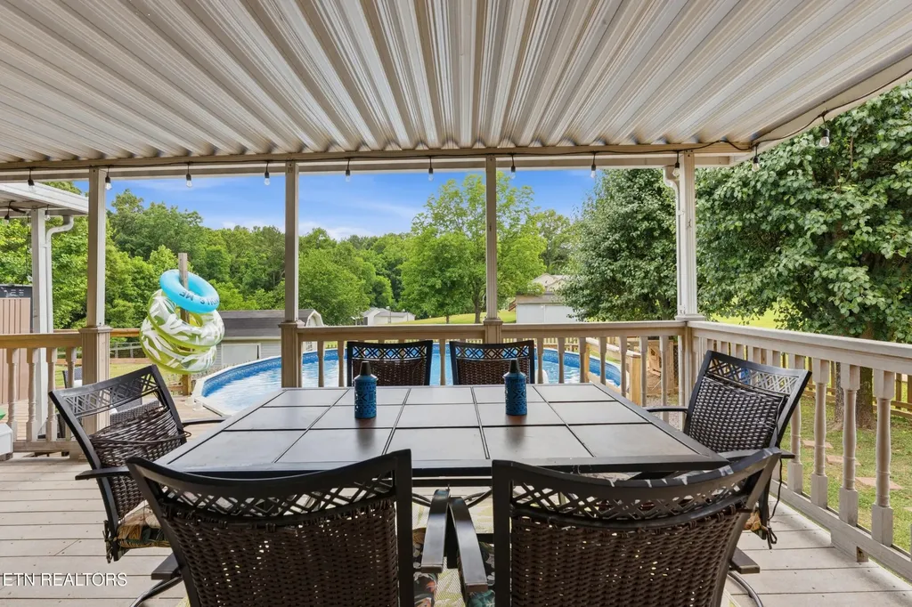300 Lindner Lane Lenoir City TN 37772