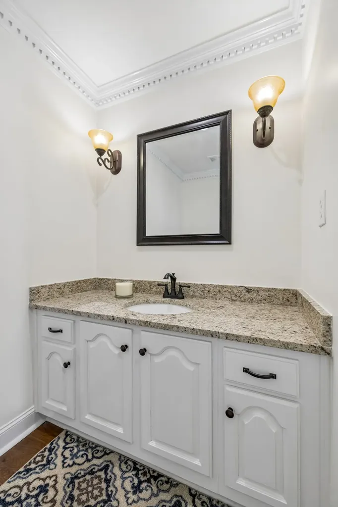 100 Deerfield Drive Columbia TN 38401