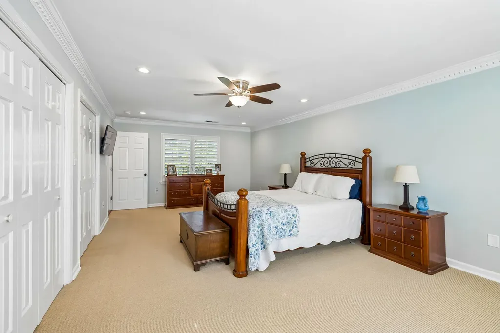 100 Deerfield Drive Columbia TN 38401