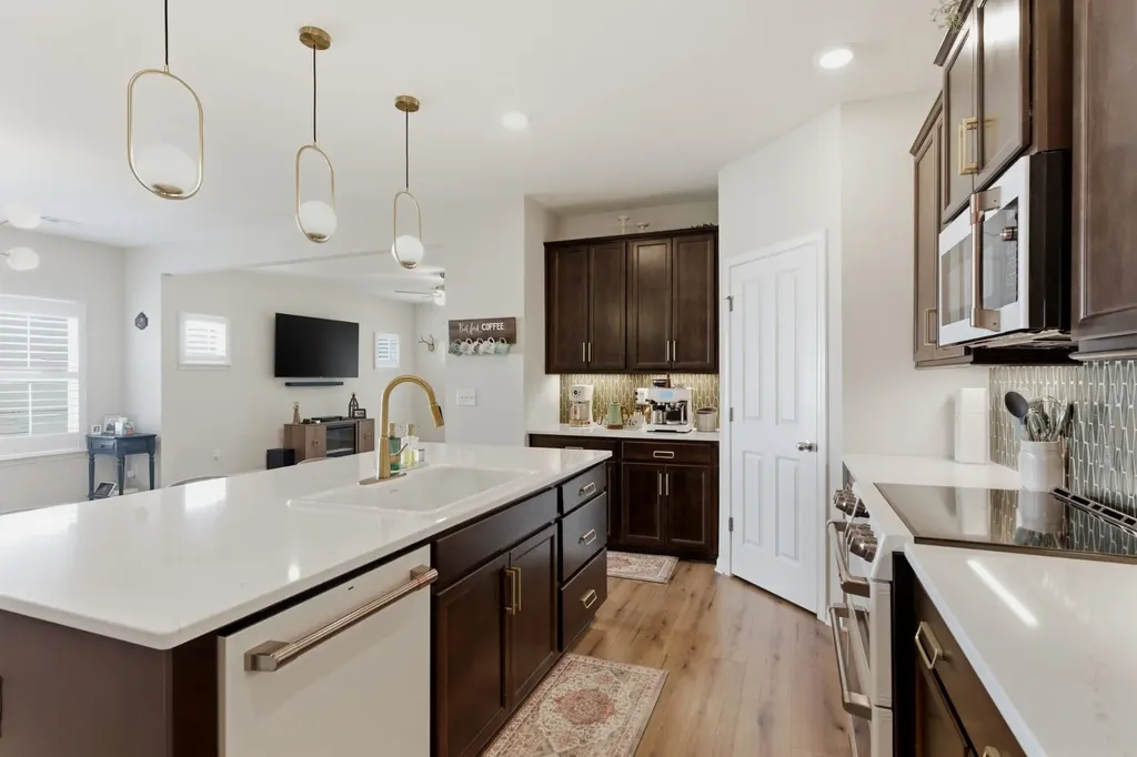 7143 Pepper Tree Circle Fairview TN 37062