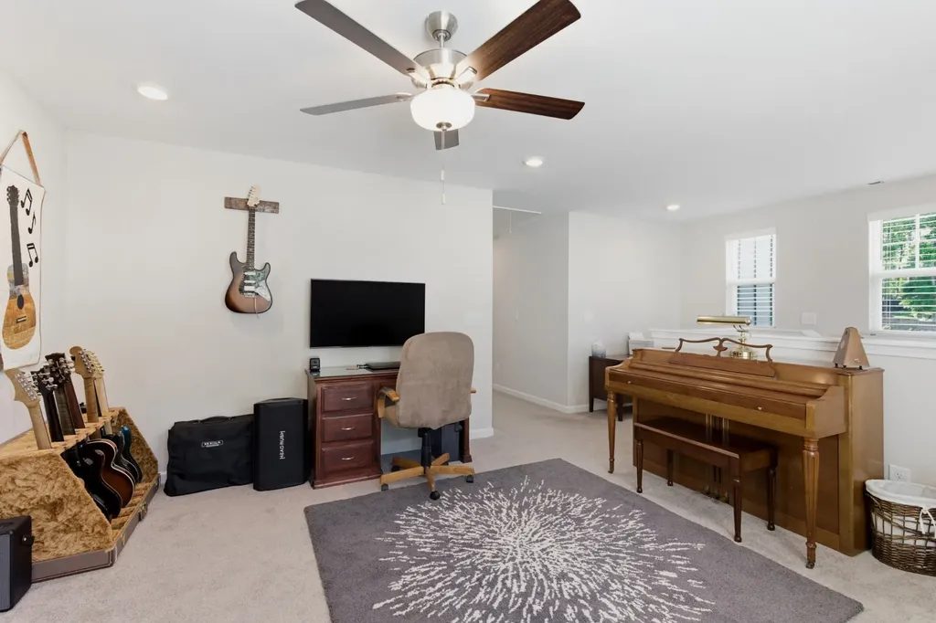 7143 Pepper Tree Circle Fairview TN 37062