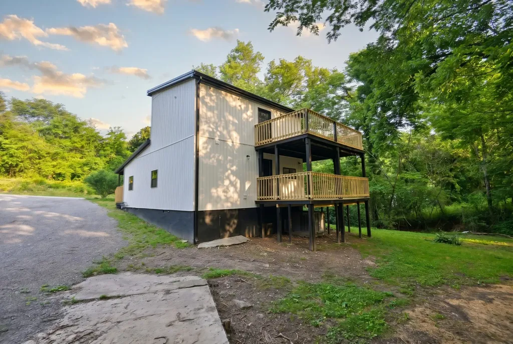 2627 Auburntown Road Woodbury TN 37190