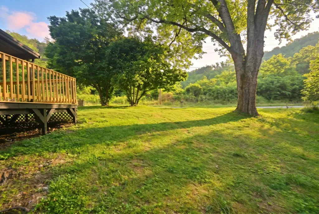 2627 Auburntown Road Woodbury TN 37190