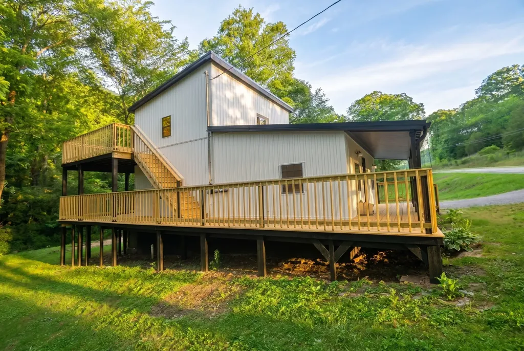 2627 Auburntown Road Woodbury TN 37190